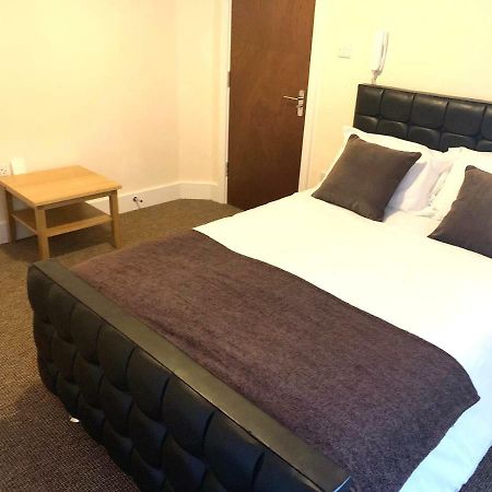 Serviced Accommodations Λούτον Εξωτερικό φωτογραφία